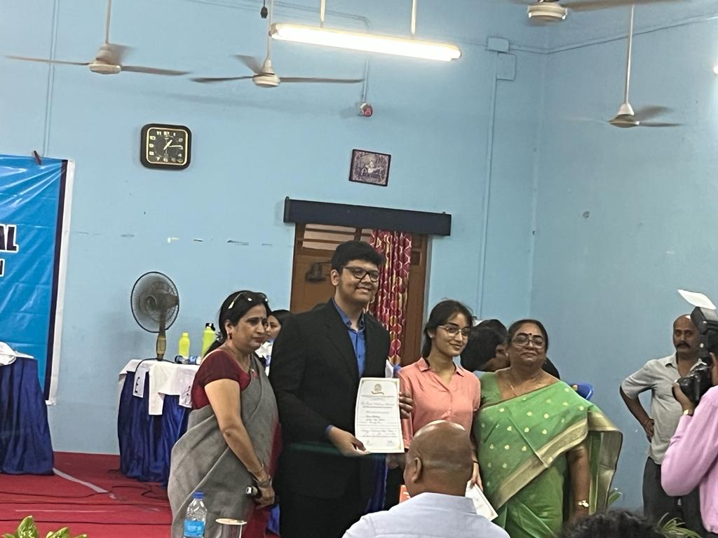 FRANK ANTHONY MEMORIAL ALL INDIA INTER SCHOOL DEBATE Category 1 Stage 1 2