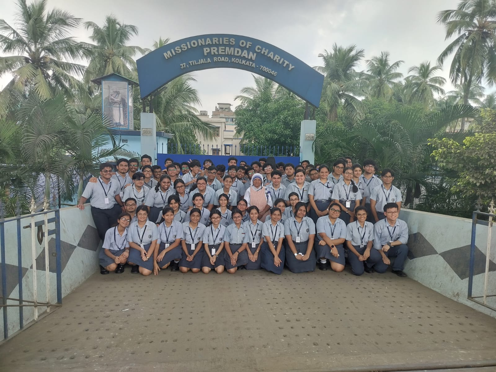 A Visit to Prem Dan, a Unit of Missionaries of Charity for Senior Citizens 1 